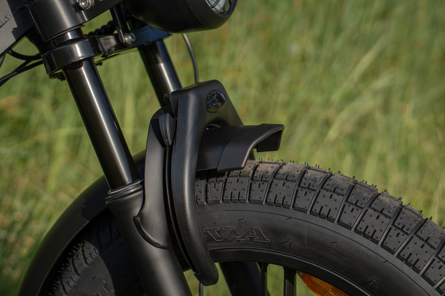 Atelier Urban Pro – V20pro Fat Tyre Electric Bike (250W, 48V, Dual Suspension)