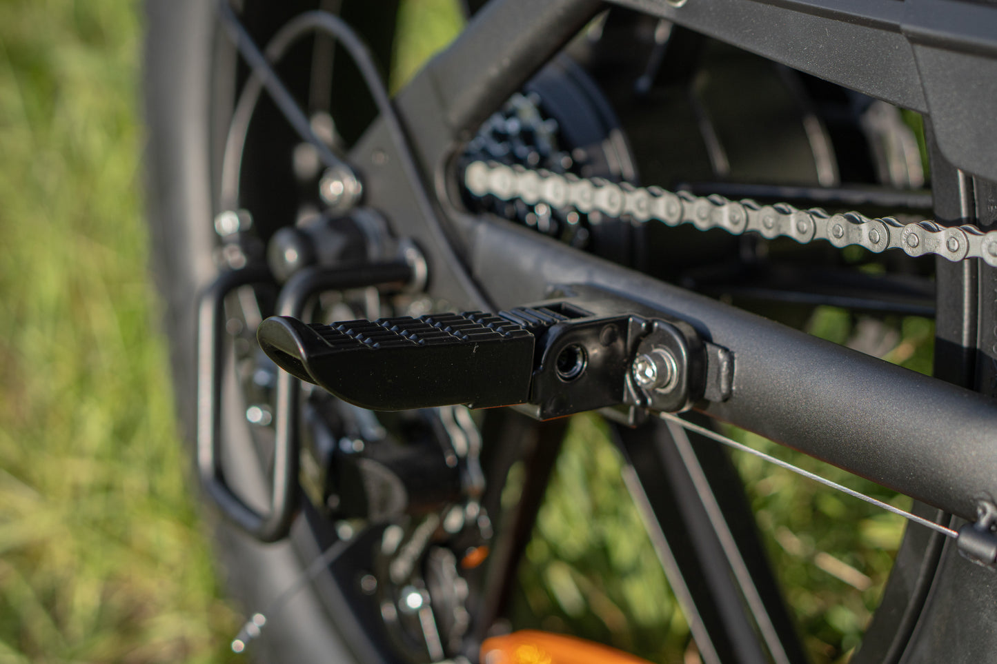 Atelier Urban Pro – V20pro Fat Tyre Electric Bike (250W, 48V, Dual Suspension)
